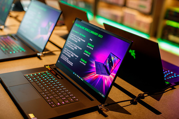 Razer Store KOP_0247