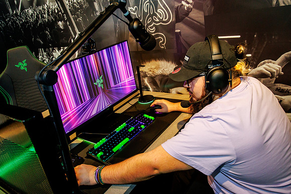 Razer Store KOP_0385