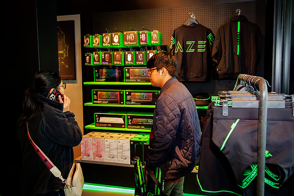 Razer Store KOP_0342