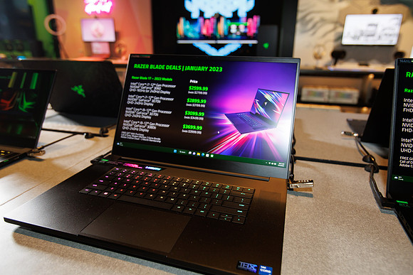 Razer Store KOP_0019