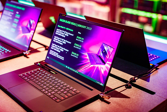 Razer Store KOP_0248