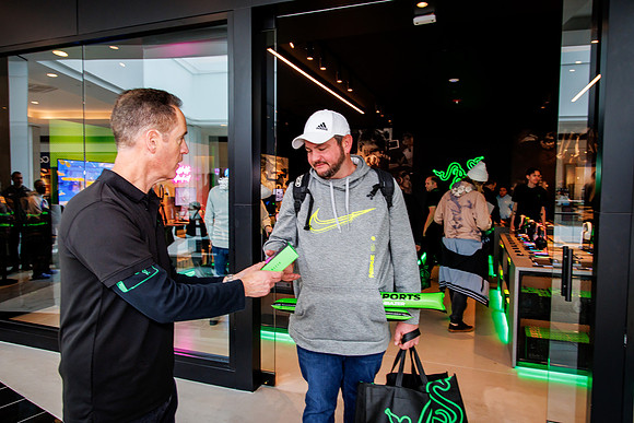 Razer Store KOP_0413