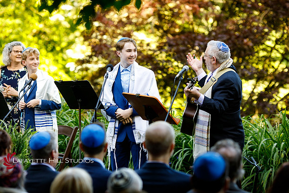 Hendler-BNai0080_HL