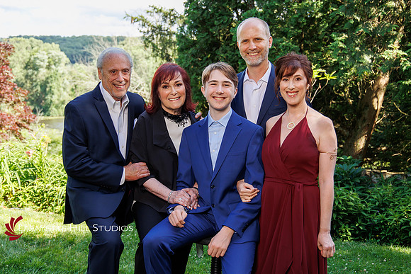 Hendler-BNai0037_HL