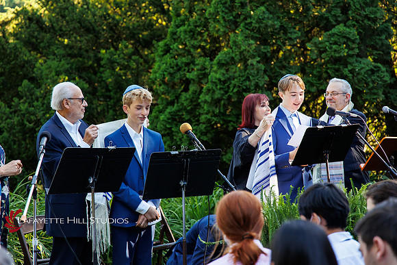 Hendler-BNai0063_HL