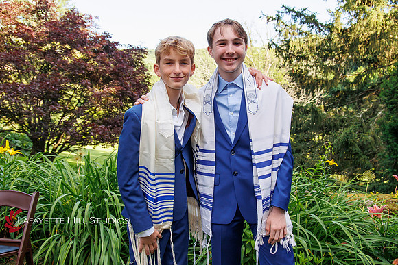 Hendler-BNai0092_HL