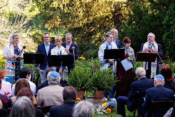 Hendler-BNai0076_HL
