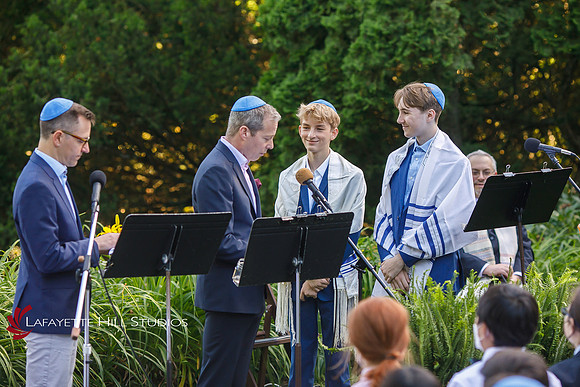Hendler-BNai0073_HL