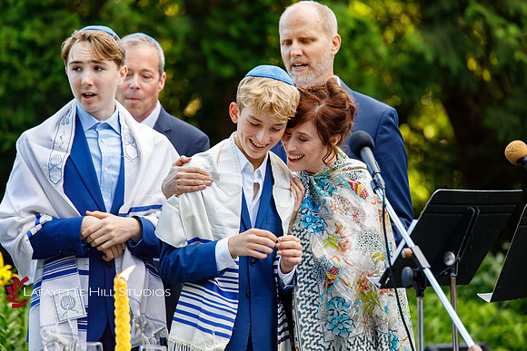 Hendler-BNai0085_HL
