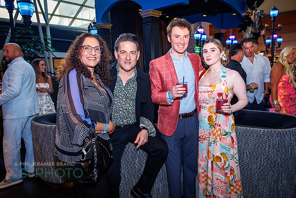 Philly Style-party-HarrisCasinoPoolAfterDark_0032