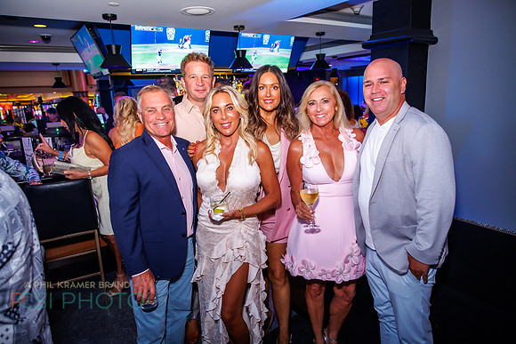 Philly Style-party-HarrisCasinoPoolAfterDark_0022