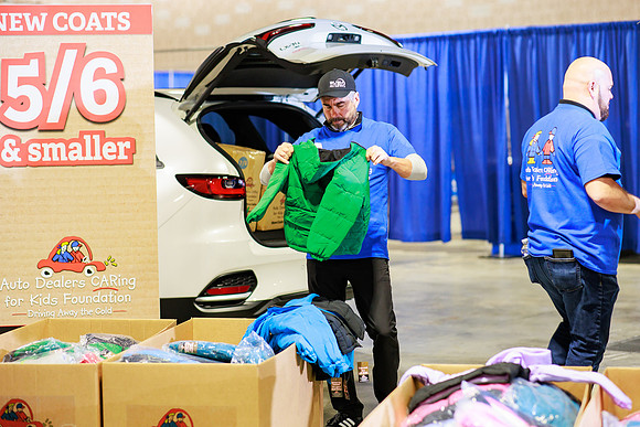 Auto Dealers CARing for Kids2024_0074