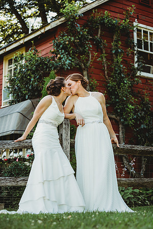 Elizabeth&Claire2015__0009