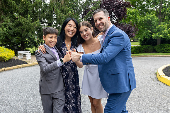 Mayer Ashley portrait highlights at Adath Emanu El_0054
