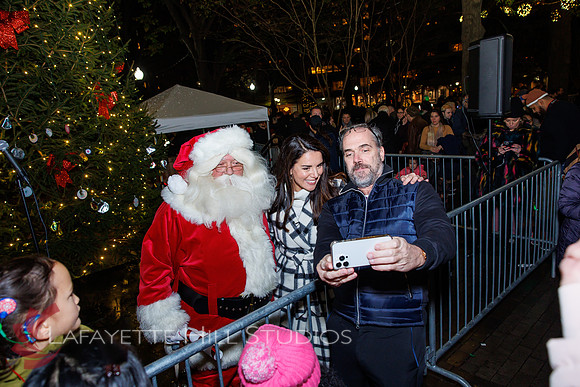 The Laurel on Rittenhouse Square Christmas tree lighting_0216