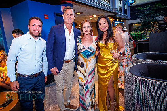 Philly Style-party-HarrisCasinoPoolAfterDark_0050