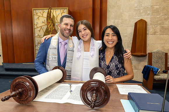 Mayer Ashley portrait highlights at Adath Emanu El_0078
