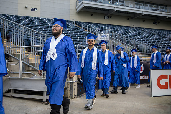 ATC_Grad24_0142