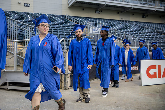 ATC_Grad24_0177