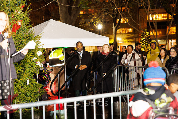 The Laurel on Rittenhouse Square Christmas tree lighting_0083