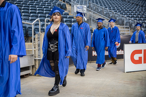 ATC_Grad24_0239