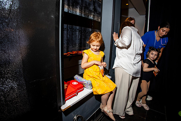 Fashion-funds-the-cure-2025_0115