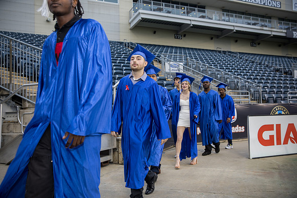 ATC_Grad24_0179