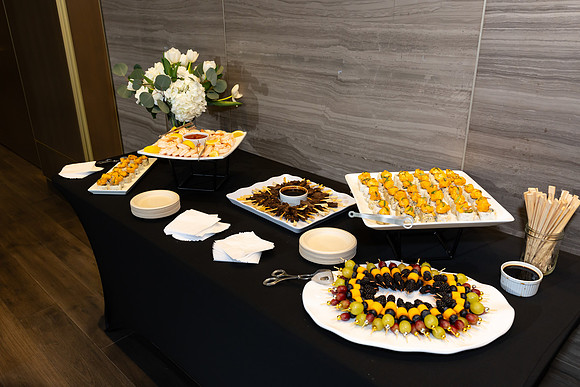 Laurel Ribbin Cutting-Cocktails_0026