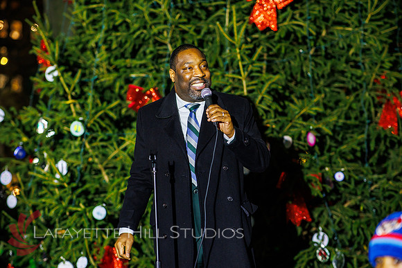 The Laurel on Rittenhouse Square Christmas tree lighting_0101