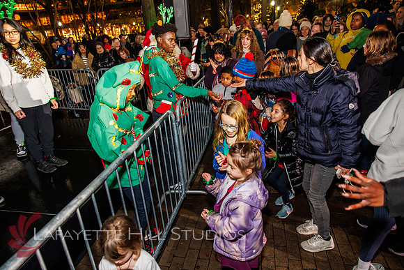 The Laurel on Rittenhouse Square Christmas tree lighting_0115