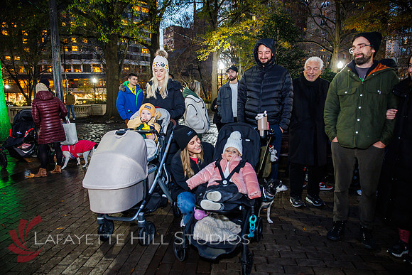 The Laurel on Rittenhouse Square Christmas tree lighting_0014