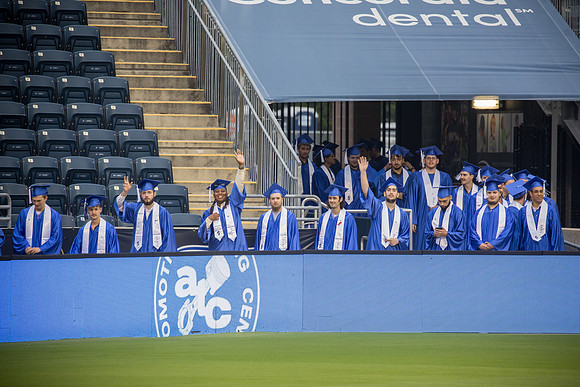 ATC_Grad24_0131