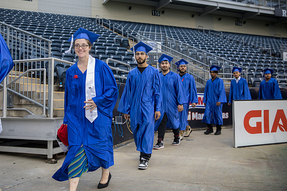 ATC_Grad24_0153