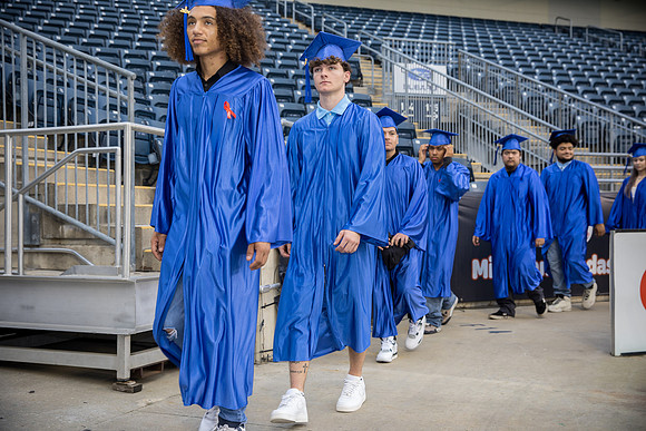 ATC_Grad24_0233