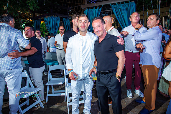 Philly Style-party-HarrisCasinoPoolAfterDark_0353