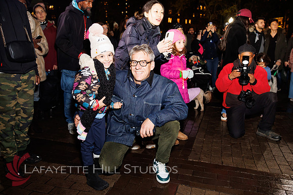 The Laurel on Rittenhouse Square Christmas tree lighting_0073