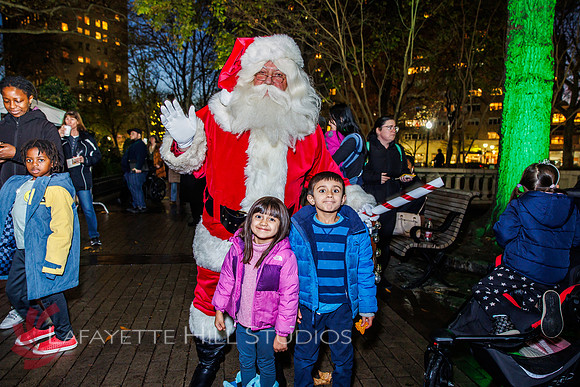 The Laurel on Rittenhouse Square Christmas tree lighting_0038