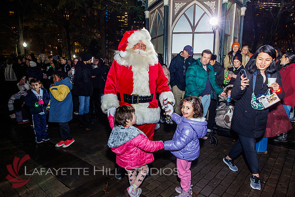The Laurel on Rittenhouse Square Christmas tree lighting_0048