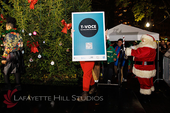The Laurel on Rittenhouse Square Christmas tree lighting_0102