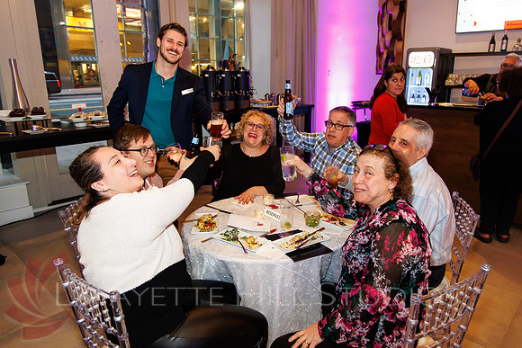 Marriott Phila-Tasting-costumers-vendors_0052