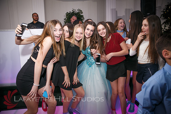 Howie_0242