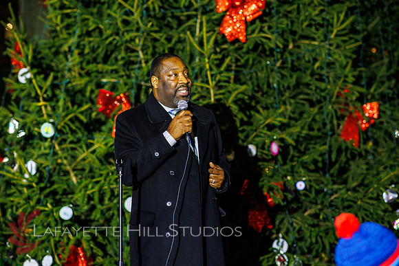 The Laurel on Rittenhouse Square Christmas tree lighting_0100