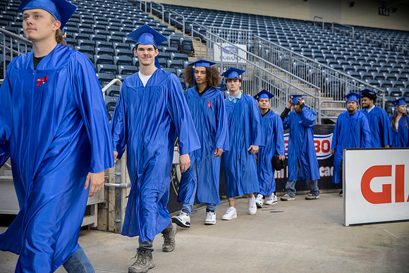 ATC_Grad24_0231