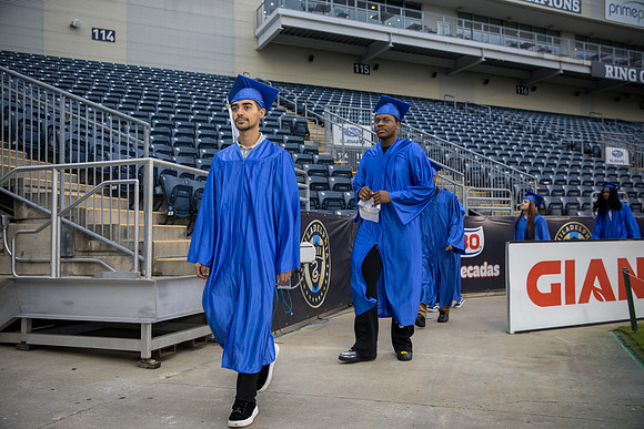 ATC_Grad24_0185