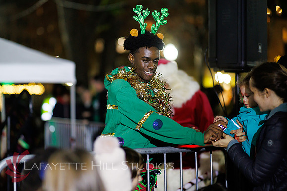The Laurel on Rittenhouse Square Christmas tree lighting_0111