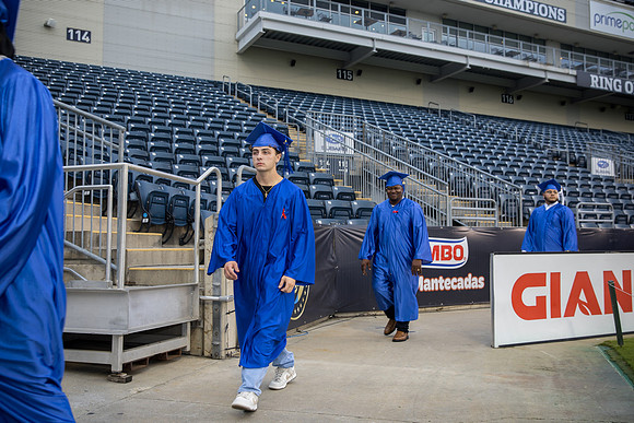 ATC_Grad24_0200