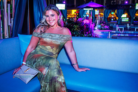 Philly Style-party-HarrisCasinoPoolAfterDark_0391