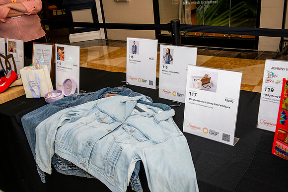 Fashion-funds-the-cure-2025_0143