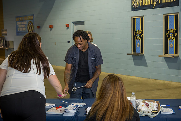 ATC_Grad24_0098