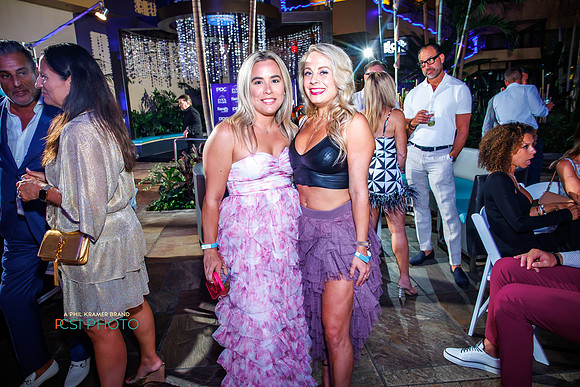 Philly Style-party-HarrisCasinoPoolAfterDark_0367